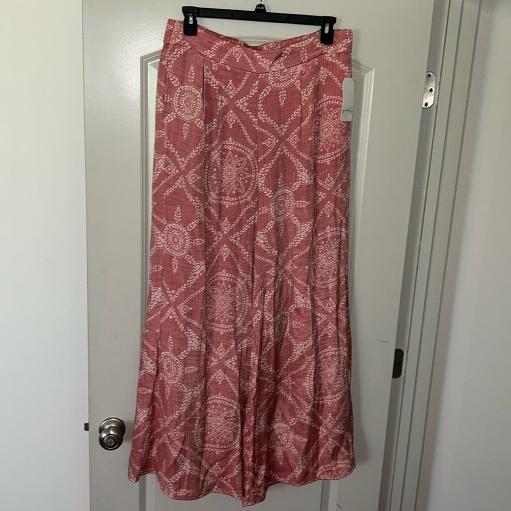 NWT…Wonderly Pink Wide Leg Pants